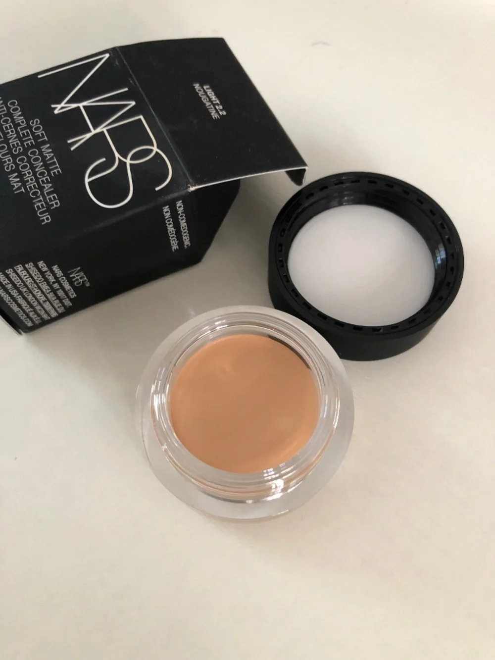 NIB Nars soft matte complete concealer Light 2.2 Nougatine